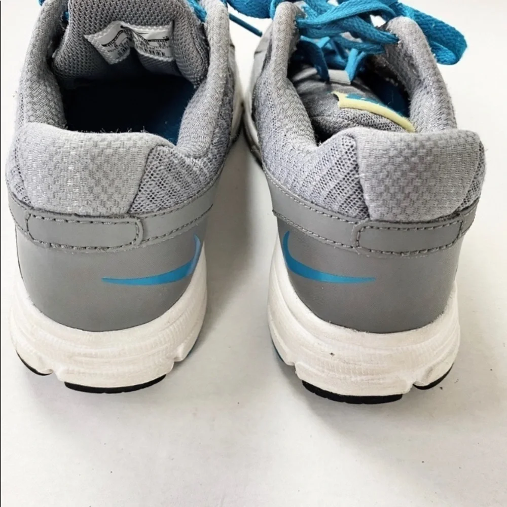 Nike Running Shoes Relentless 2 Gray Size 6
